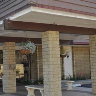 Holiday Manor Care Center