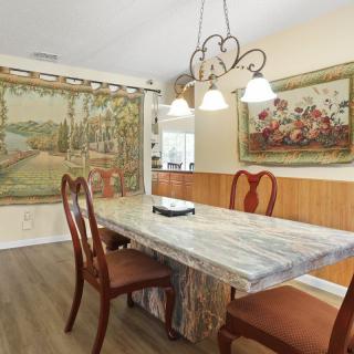 Robert Creek Villa