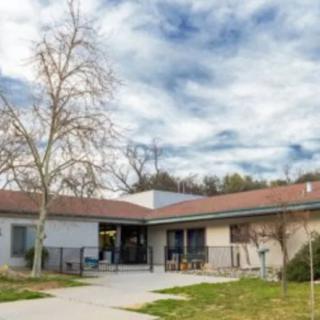 Oakhurst Healthcare Center