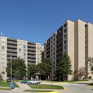 Garden City Tower