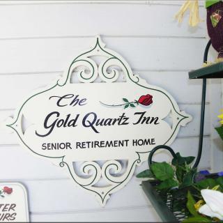 Gold Quartz Inn Retirement Home