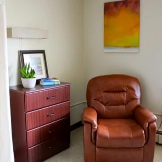 Accura Healthcare Of Newton East