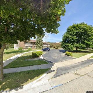 Breezewood Apartments
