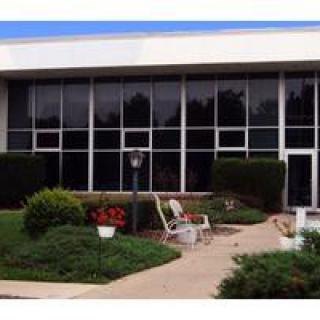 Royal Oaks Care Center