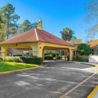 Riverwood Center
