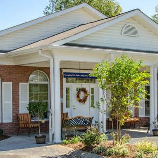 Azalea Court Senior Living