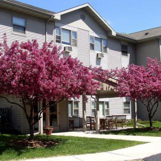 Maple Crest Apartments