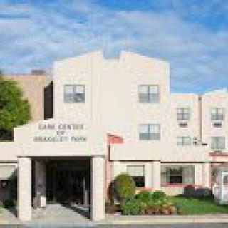 Brakeley Park Center