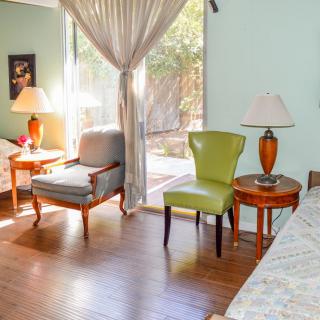 Sandpiper Court