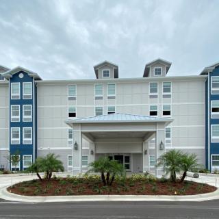 Lakeshore Manor at Lake Jackson Independent and Assisted Living