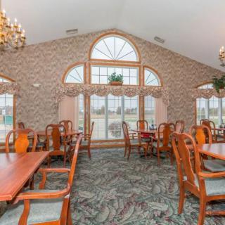 Senior Care Services At Brookstone Estates Of Paris