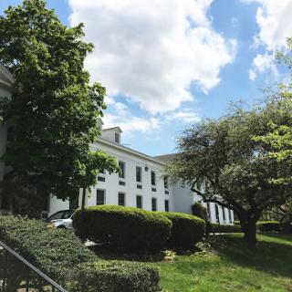 White House Health Care & Rehab Center