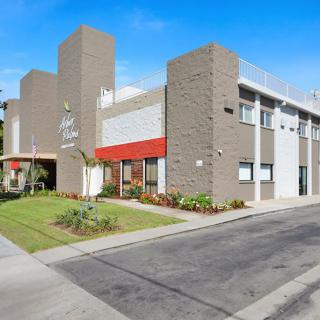 Arbor Palms Senior Living