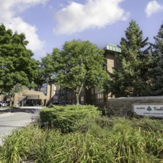 Alden Valley Ridge Rehab & Health Care Center