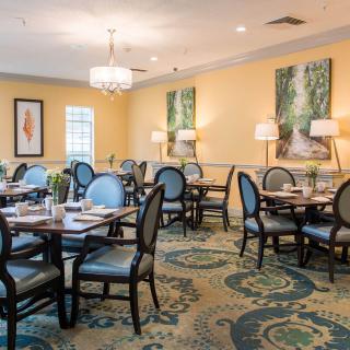 Royal Oaks Assisted Living Center
