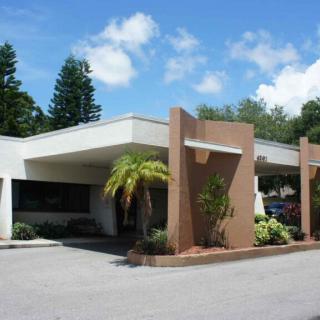 Bay Pointe Nursing Pavilion