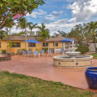 The Residence at Dania Beach