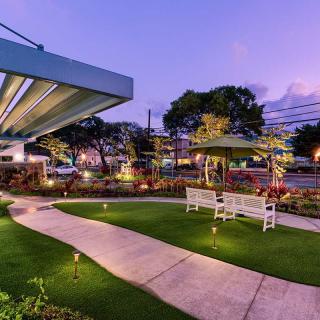 Kalakaua Gardens