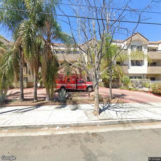Courtyard Plaza-