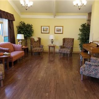 Pin Oaks Living Center