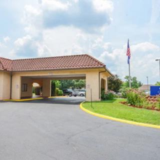 Signature Healthcare Of Cleveland