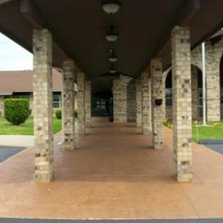 Brookhaven Nursing & Rehab