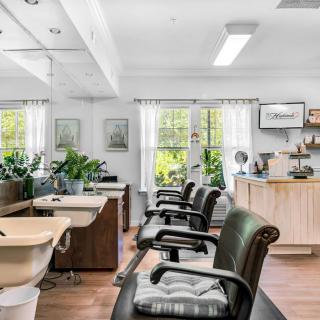 The Highlands Gracious Retirement Living