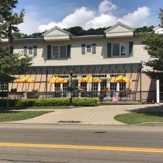 Cambridge Warren Retirement Community