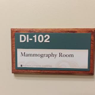 Sign for the Mammography Room located in a medical facility.