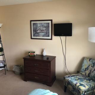 Colonial Place