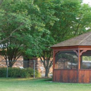 Dells Nursing And Rehab Center