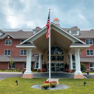 South Hills Square Retirement Resort