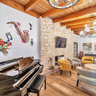 Gardens Care Senior Living - Homestead