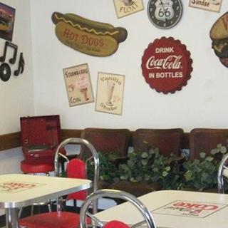 A retro-themed diner featuring vintage decor and nostalgic memorabilia.