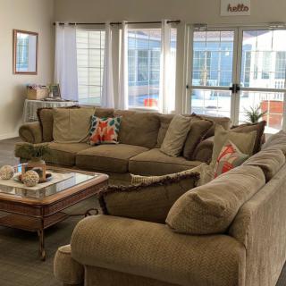 Elmo Senior Living
