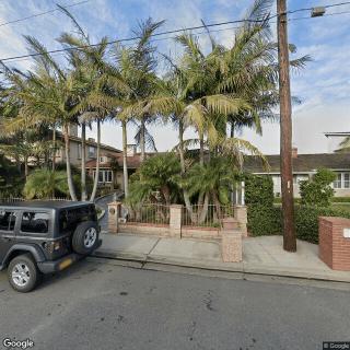 Newport Heights Manor