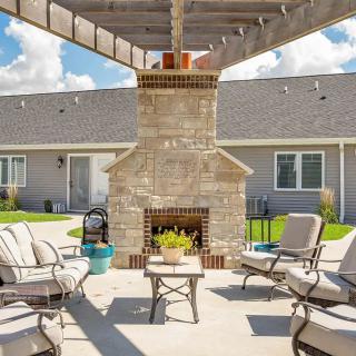 Villas of Holly Brook Bellevue