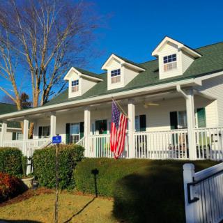Magnolia Hills