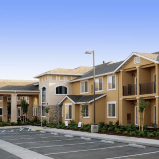 Manteca Manor
