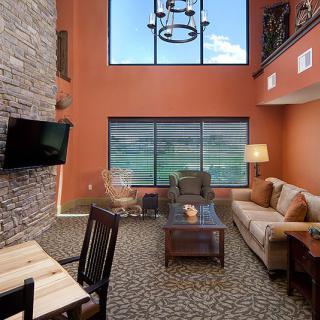 Crane's View Lodge
