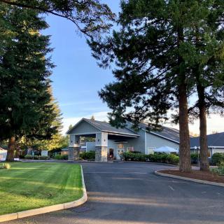 Magnolia Gardens Senior Living and Memory Care