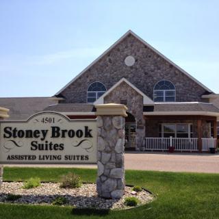 Exterior view of Stoney Brook Suites, an assisted living facility.