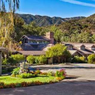 Twelve Oaks Senior Living