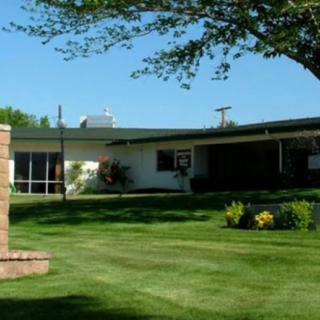 Mayflower Gardens Convalescent Hospital