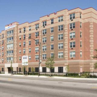 Senior Suites Of Kelvyn Park