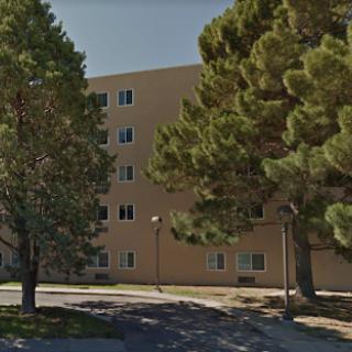 Casa De Camino Alto Apts