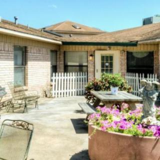 Hallettsville Rehabilitation And Nursing Center