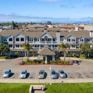 Oakmont of Cardinal Point,  a CCRC