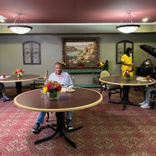 Magnolia Manor Nursing And Rehab Center