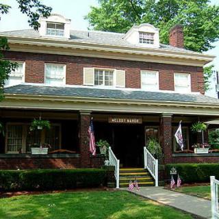Melody Manor